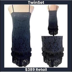 💎EUC $389 Retail TwinSet brand Black Lace Sheath Dress. Unique ruffled hem.  XS
